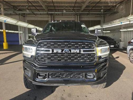 2023 RAM 2500 Big Horn Crew Cab 4x4 6'4' Box
