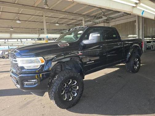 2023 RAM 2500 Big Horn Crew Cab 4x4 6'4' Box