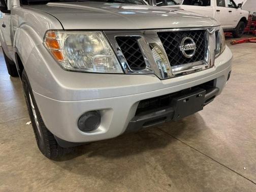 Brilliant Silver 2014 Nissan Frontier SV