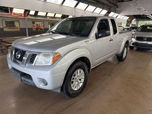 Brilliant Silver 2014 Nissan Frontier SV