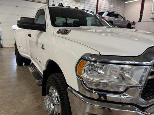 Bright White Clearcoat 2021 RAM 3500 Tradesman Regular Cab 4x4 8' Box