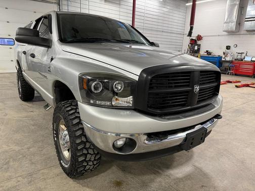 2006 Dodge Ram 2500 SLT/TRX