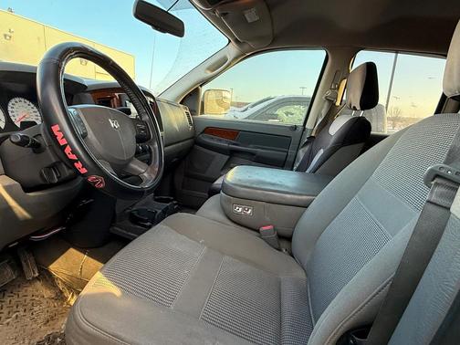 2006 Dodge Ram 2500 SLT/TRX