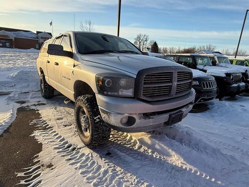 2006 Dodge Ram 2500 SLT/TRX