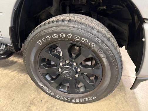 Billet Silver Metallic Clearcoat 2024 RAM 2500 Big Horn Crew Cab 4x4 6'4' Box