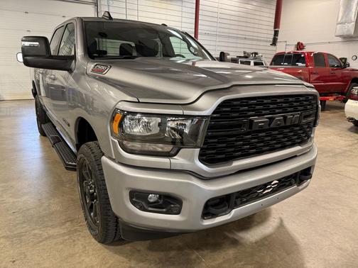 Billet Silver Metallic Clearcoat 2024 RAM 2500 Big Horn Crew Cab 4x4 6'4' Box