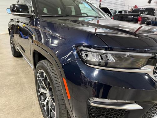 2024 Jeep Grand Cherokee Summit