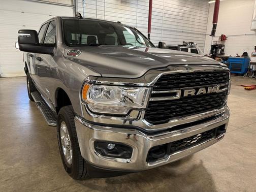 Billet Silver Metallic Clearcoat 2024 RAM 2500 Big Horn Crew Cab 4x4 6'4' Box