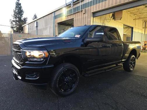 2024 RAM 2500 Big Horn Crew Cab 4x4