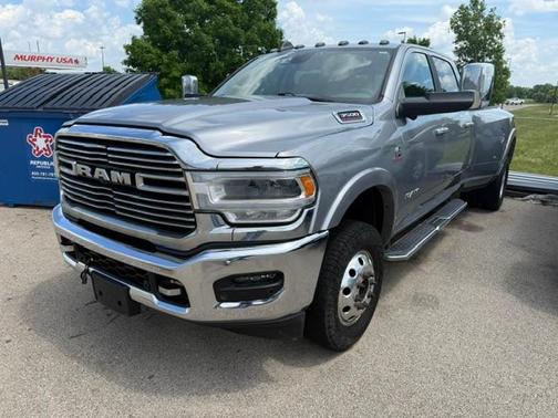 Billet Silver Metallic Clearcoat 2022 RAM 3500 Laramie Crew Cab 4x4 8' Box