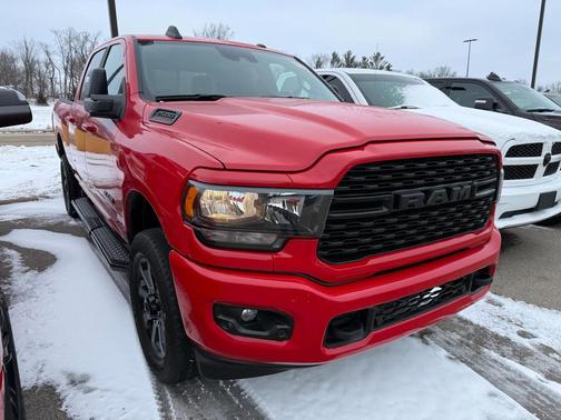 2024 RAM 2500 Big Horn Crew Cab 4x4 6'4' Box
