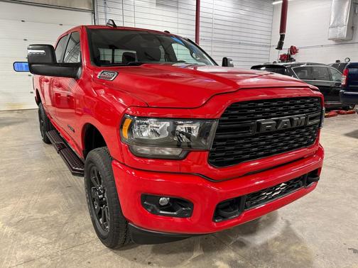 2024 RAM 2500 Big Horn Crew Cab 4x4 6'4' Box