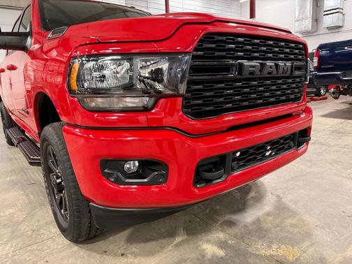 2024 RAM 2500 Big Horn Crew Cab 4x4 6'4' Box