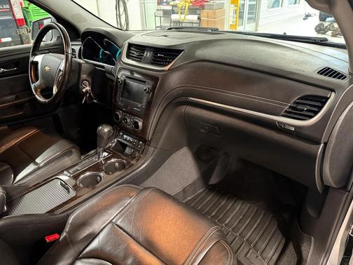 2015 Chevrolet Traverse 2LT