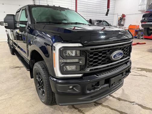 2023 Ford F-250 XL