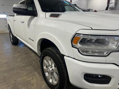 2019 RAM 2500 Laramie Crew Cab 4x4 6'4' Box