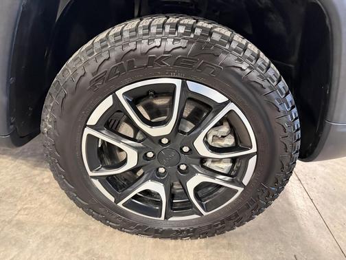 2024 Jeep Compass Trailhawk