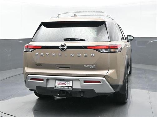 2024 Nissan Pathfinder Platinum