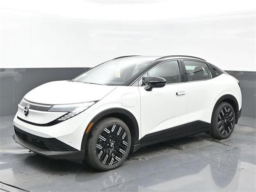 2026 Nissan Leaf PLATINUM+