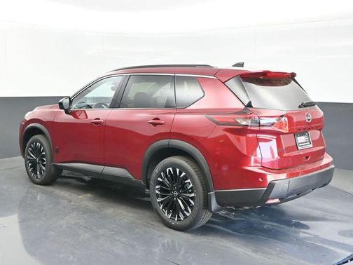 Scarlet Ember Tintcoat 2026 Nissan Rogue Dark Armor