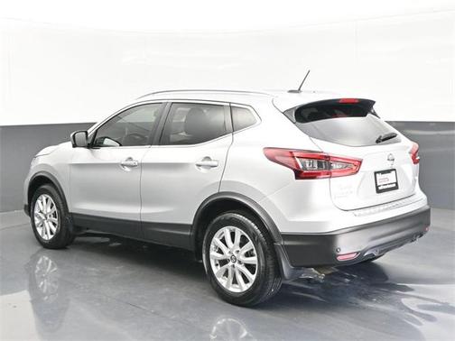 2022 Nissan Rogue Sport SV