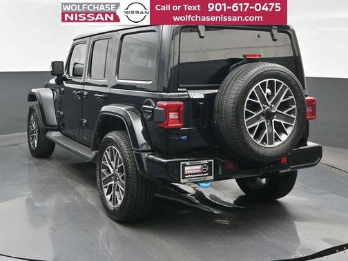 Black Clearcoat 2022 Jeep Wrangler Unlimited 4xe Sahara High Altitude
