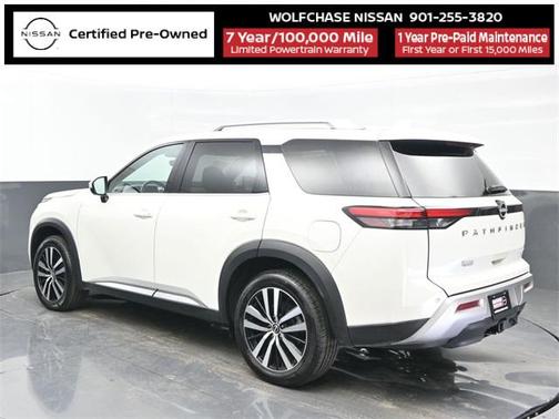 2023 Nissan Pathfinder Platinum
