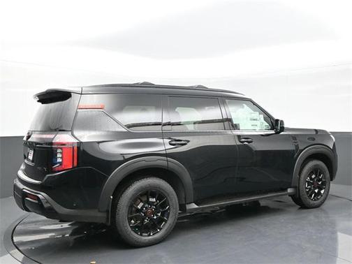 2025 Nissan Armada PRO-4X 4WD