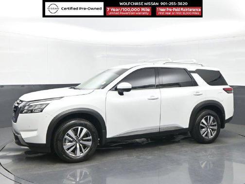 Everest White Pearl Tricoat 2025 Nissan Pathfinder SL
