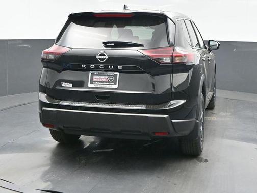 Super Black 2026 Nissan Rogue SV