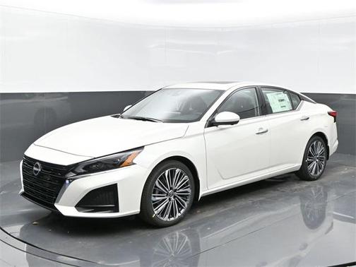 2025 Nissan Altima 2.5 SL