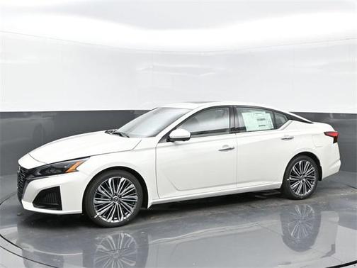 2025 Nissan Altima 2.5 SL