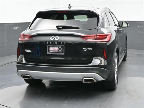 2022 INFINITI QX50 LUXE