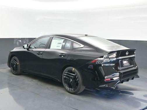 Super Black 2027 Nissan Sentra SR