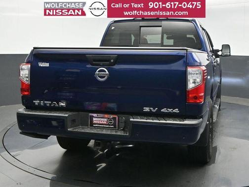 Deep Blue Pearl Metallic 2022 Nissan Titan SV