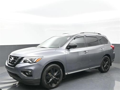 2018 Nissan Pathfinder SL