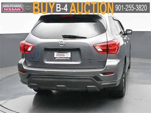 2018 Nissan Pathfinder SL
