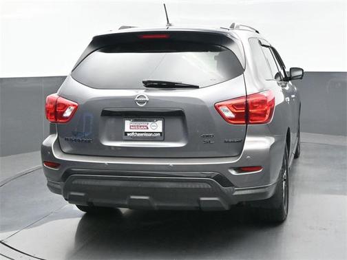 2018 Nissan Pathfinder SL