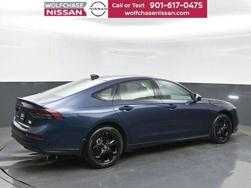 Canyon River Blue Metallic 2025 Honda Accord SE