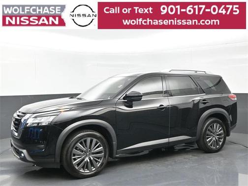 2024 Nissan Pathfinder SL