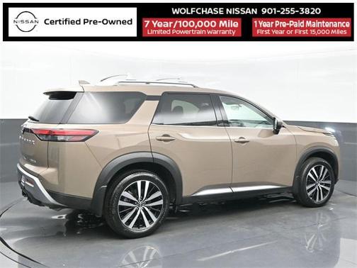 2024 Nissan Pathfinder Platinum