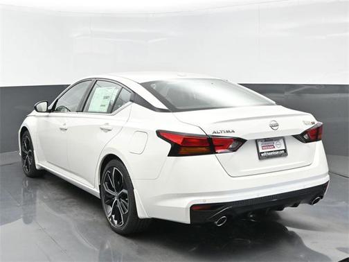 2025 Nissan Altima 2.5 SR