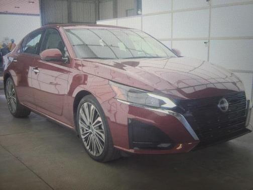 2024 Nissan Altima 2.5 SL