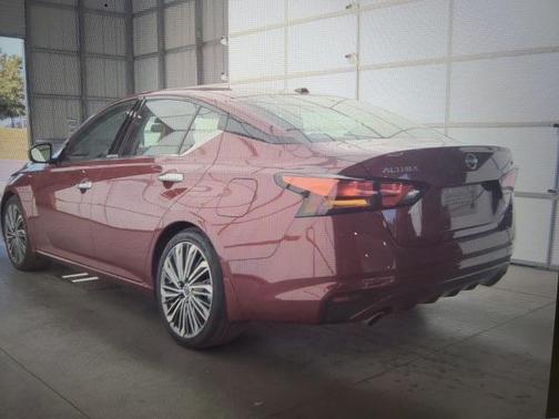 2024 Nissan Altima 2.5 SL