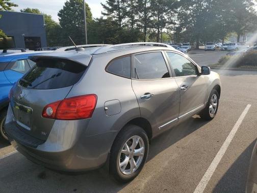2011 Nissan Rogue SV