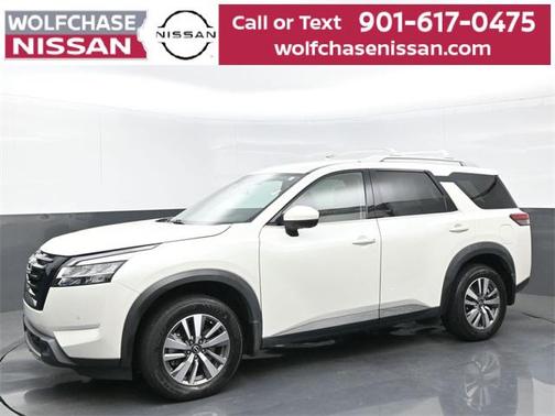 2023 Nissan Pathfinder SL