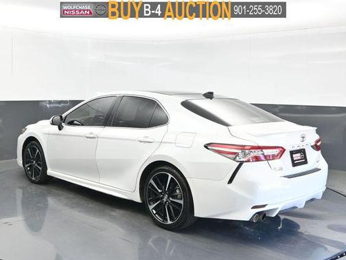 Pearl 2019 Toyota Camry XSE