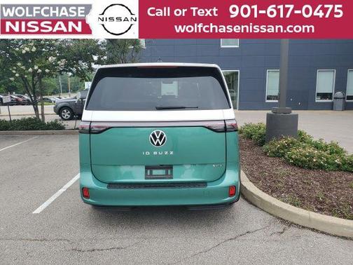 Mahi Green 2025 Volkswagen ID. Buzz 1st Edition