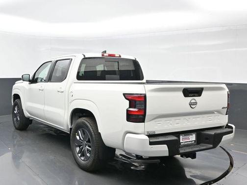 Glacier White 2026 Nissan Frontier SV