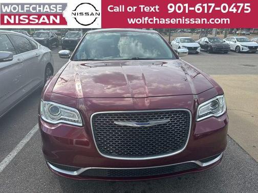 2018 Chrysler 300 Touring